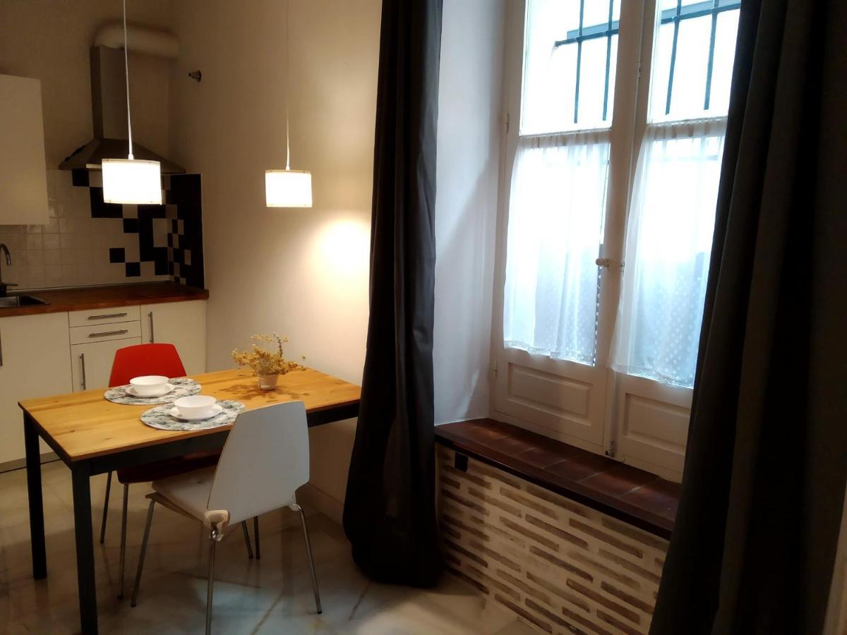Apartamento Detrás de La Palma Sevilha Exterior foto